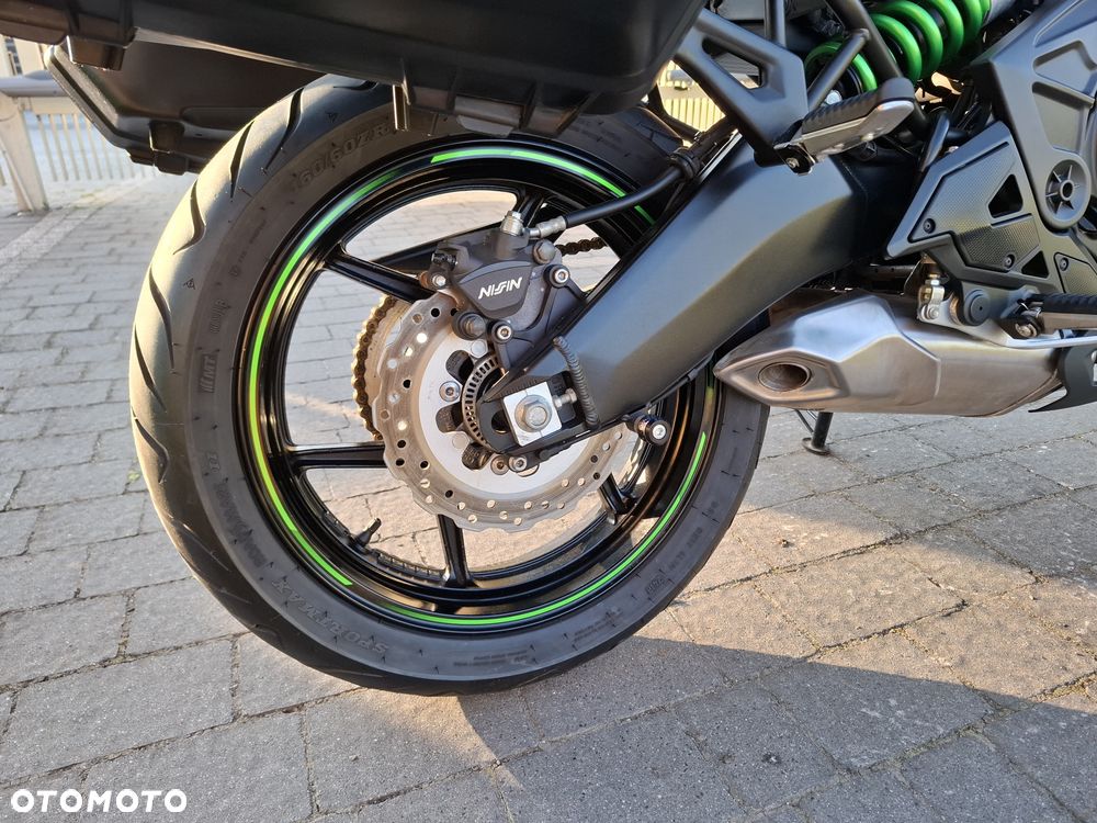 Kawasaki Versys 650 - 12