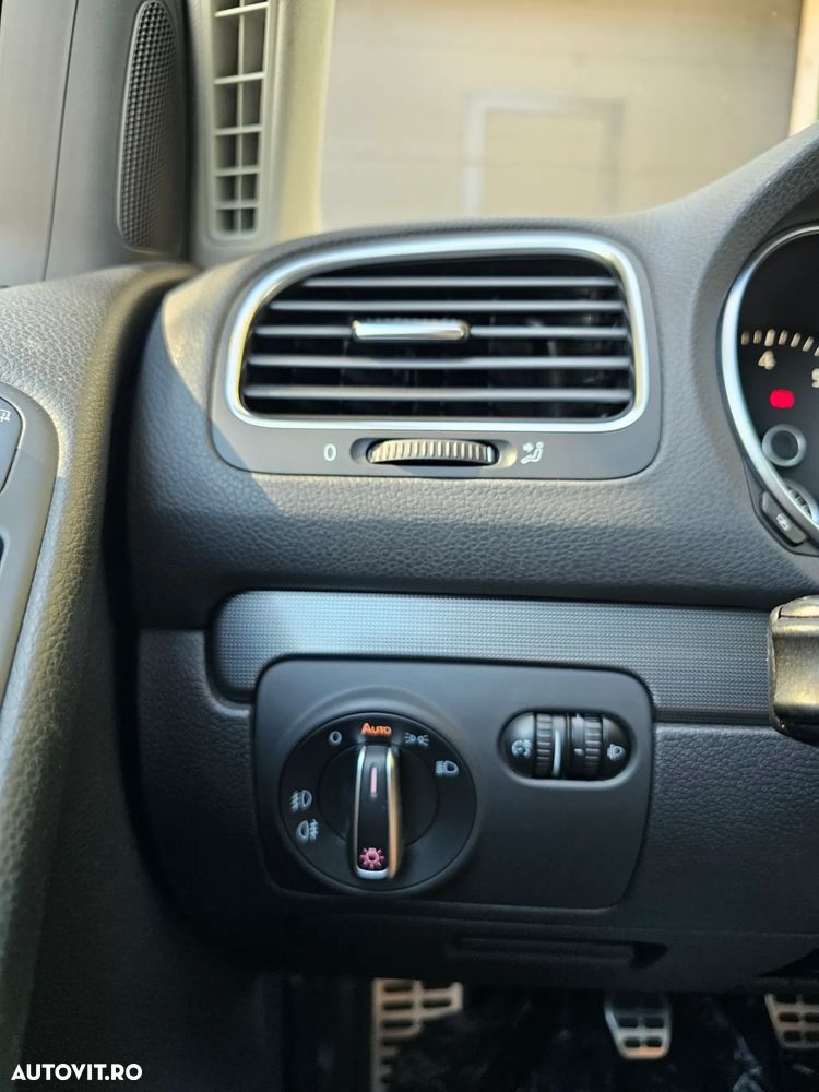 Volkswagen Golf 1.4 TSI Style - 26