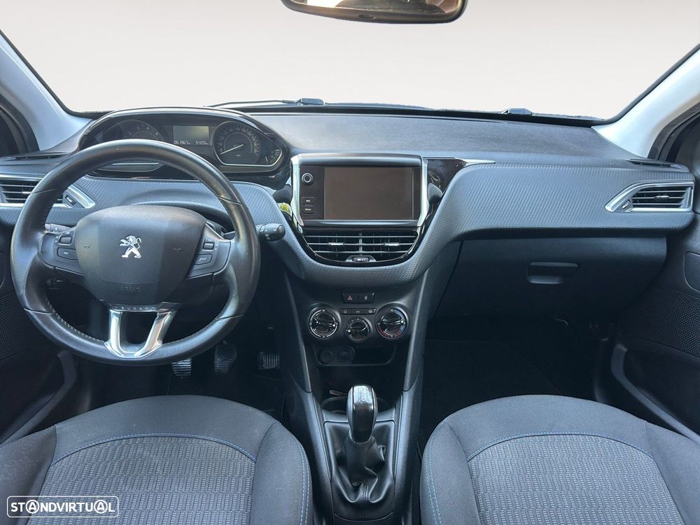 Peugeot 208 1.2 PureTech Active - 10