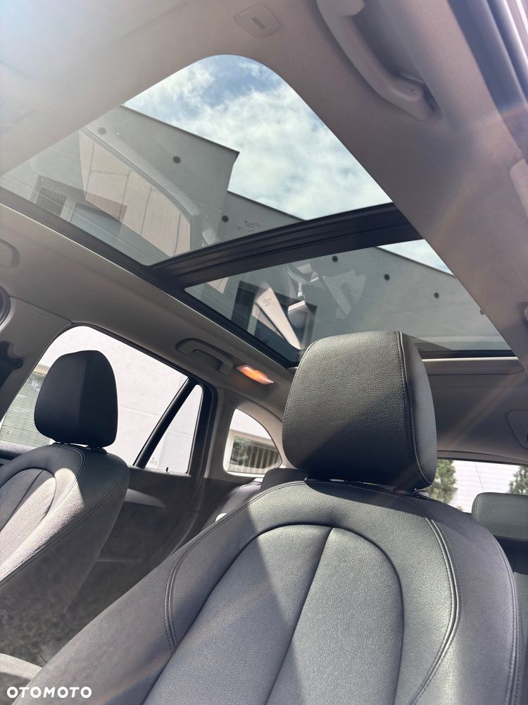 BMW X1 xDrive20i - 19