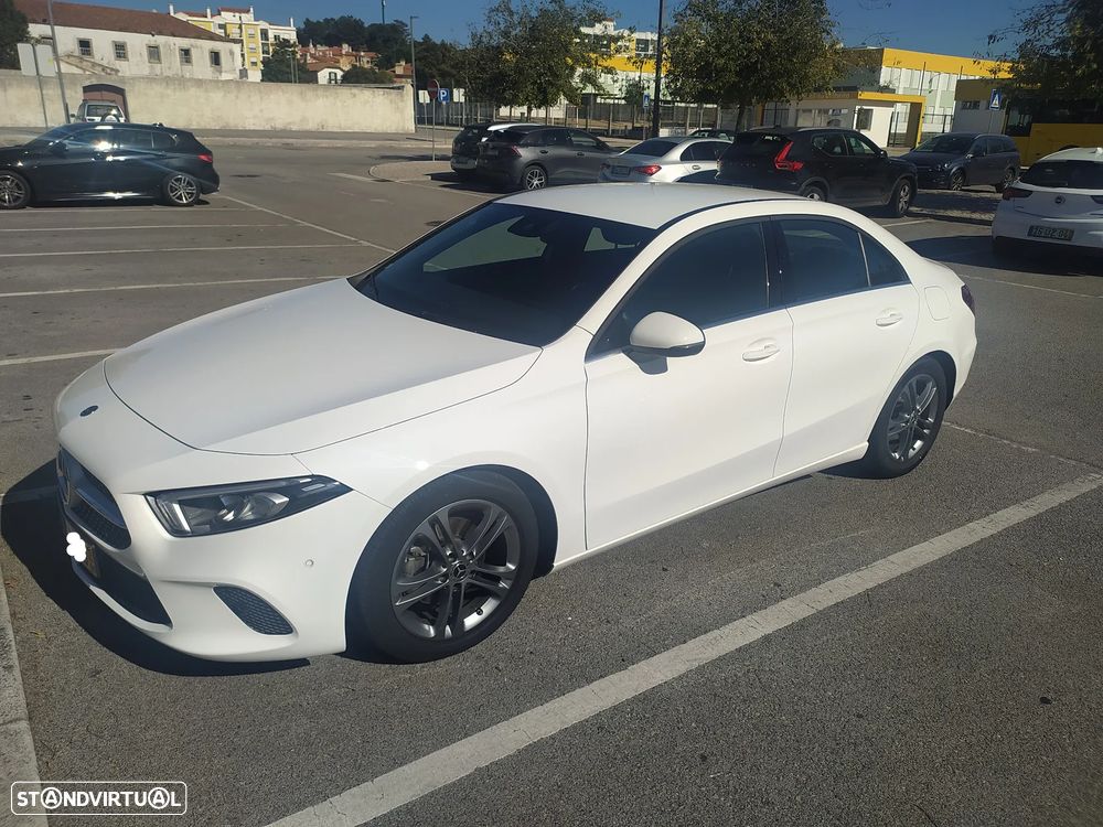 Mercedes-Benz A 180 Limousine d Style Plus Aut. - 1