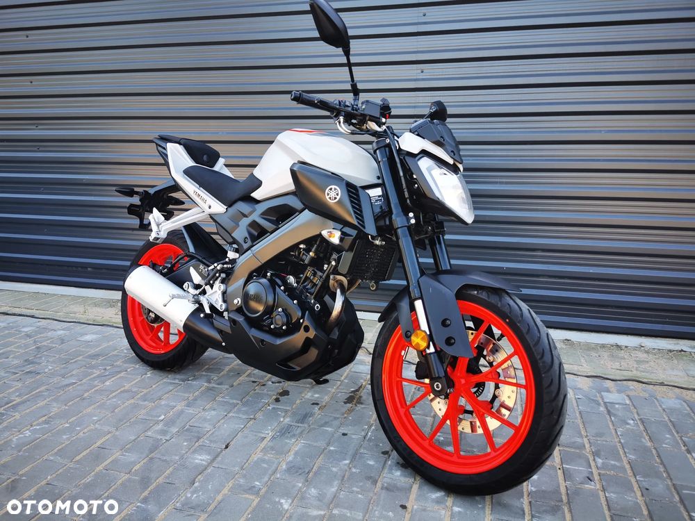 Yamaha MT - 4