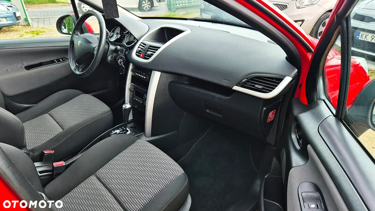 Peugeot 207 120 Automatik Premium - 34