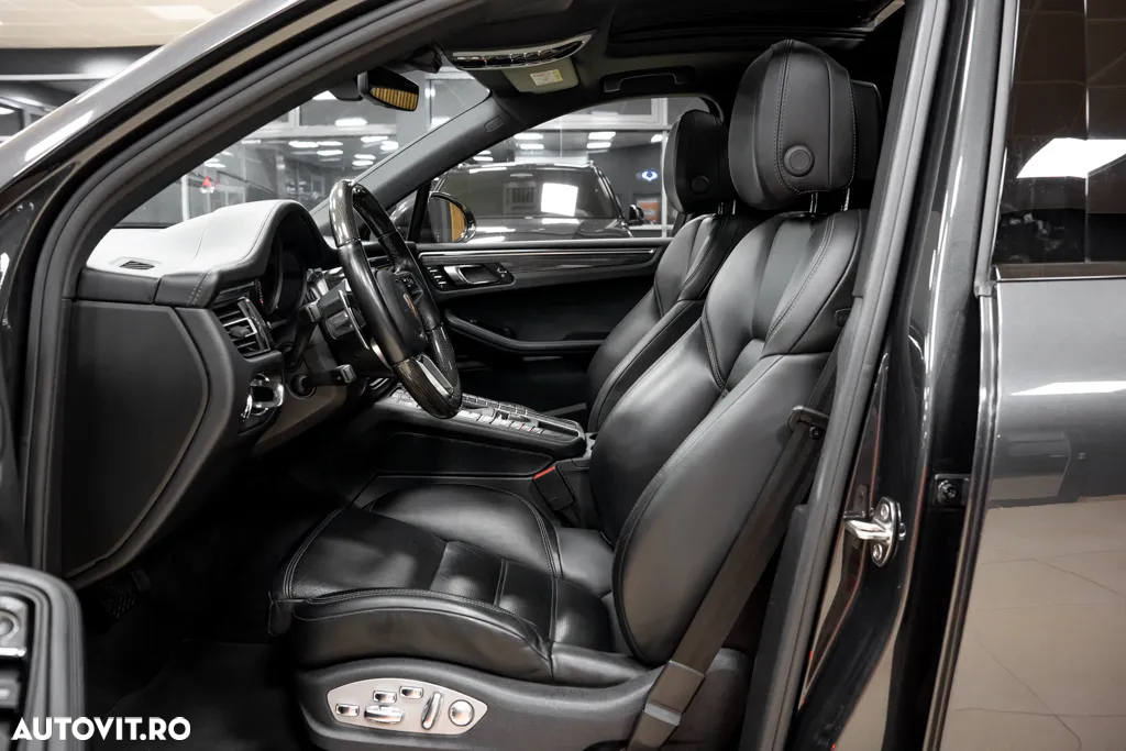 Porsche Macan S - 29