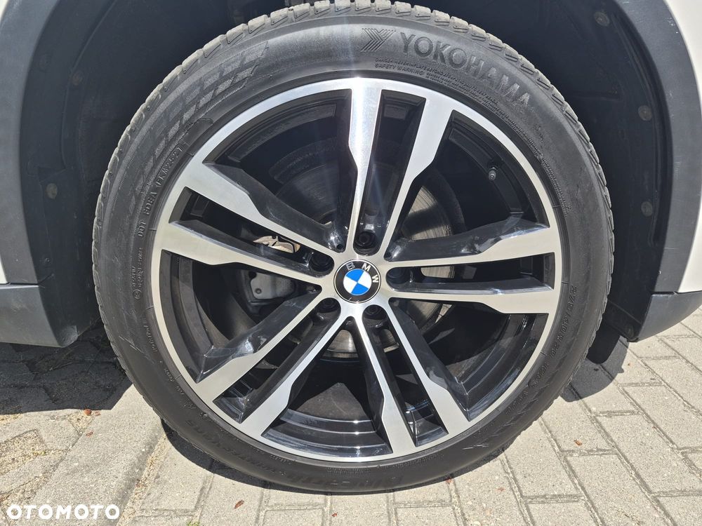 BMW X5 xDrive35i - 32