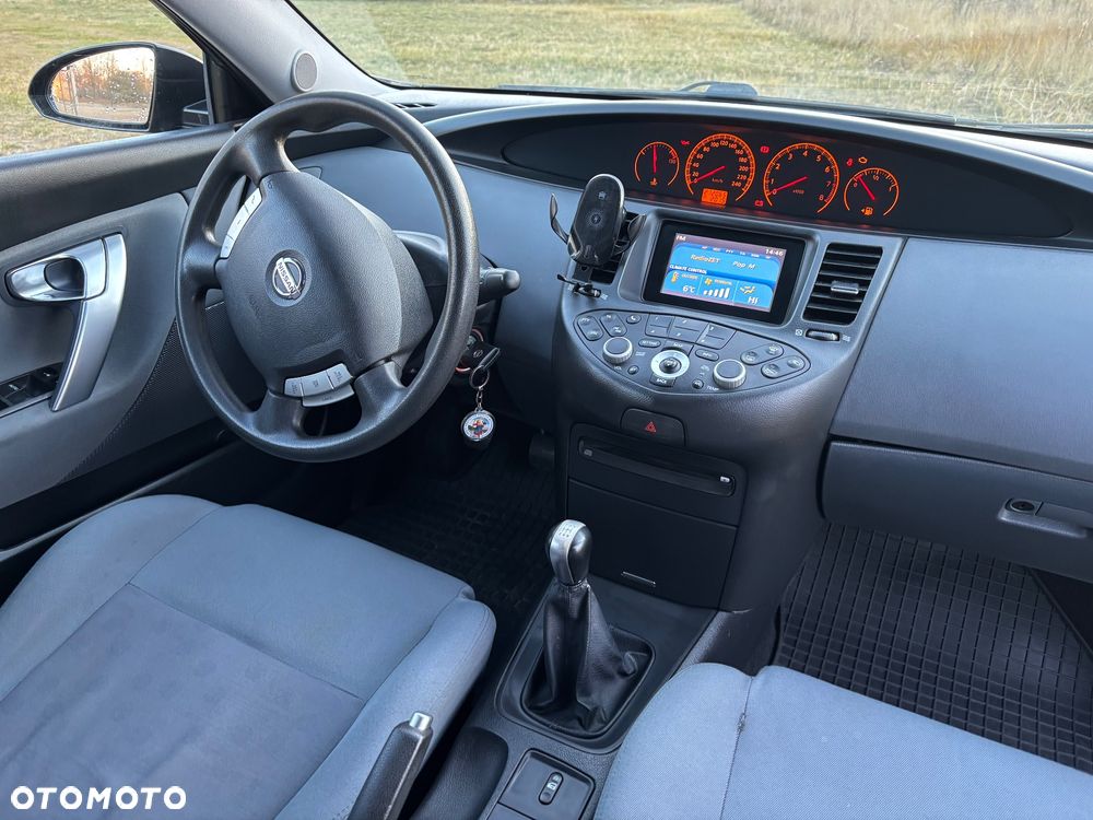 Nissan Primera Traveller 1.8 visia-plus - 18