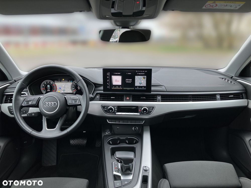 Audi A4 Limousine - 13