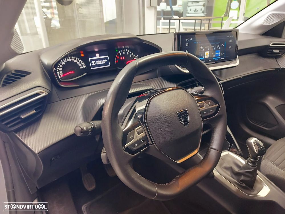 Peugeot 208 1.2 PureTech Active - 8
