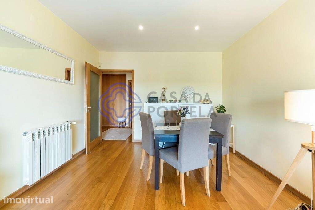 APARTAMENTO T2 EM CANIDELO GAIA, COM VARANDA, LUGAR DE GARAGEM A MENOS - Grande imagem: 4/23