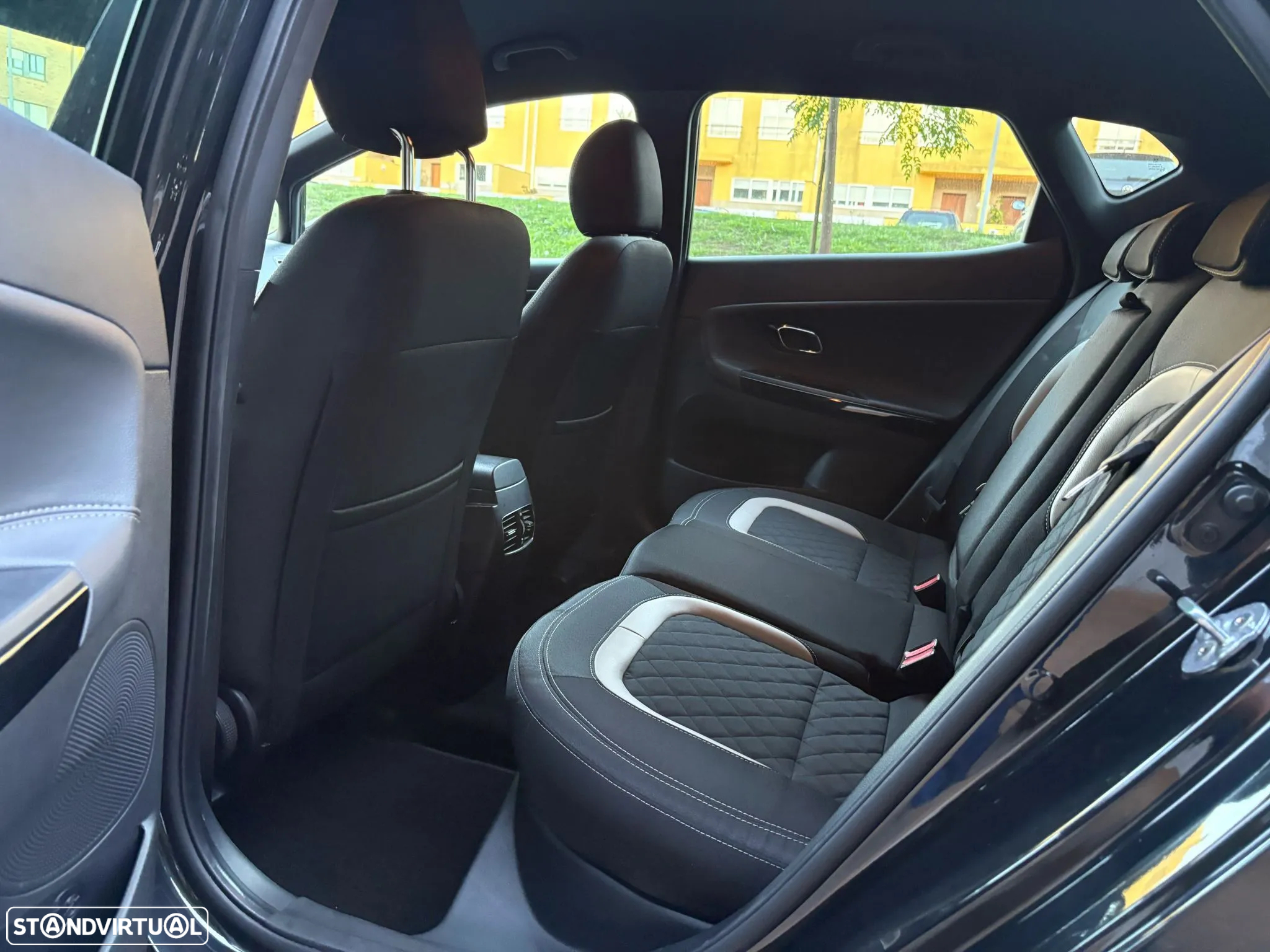 Kia Ceed 1.6 CRDi GT Line - 10