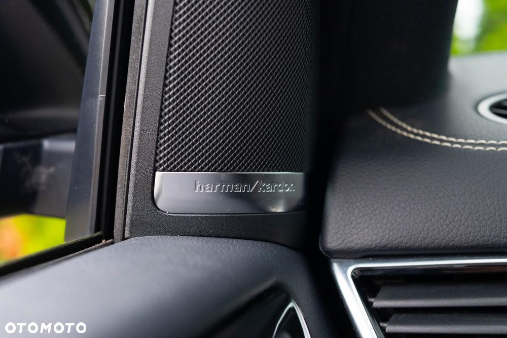 Mercedes-Benz GLE - 19