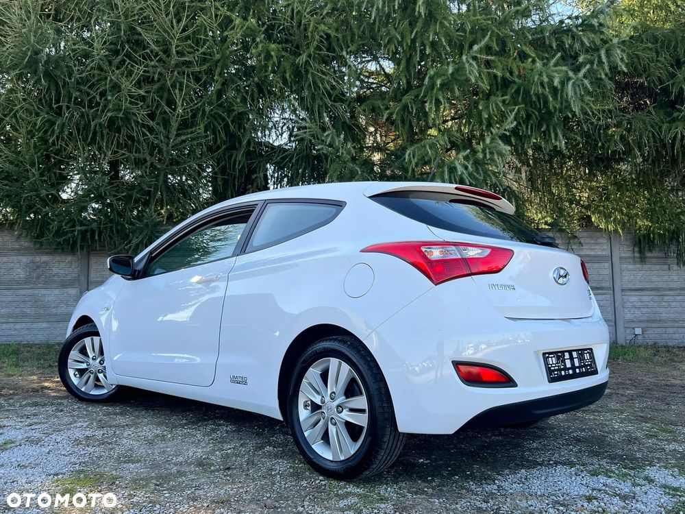 Hyundai i30 1.4 Classic - 10