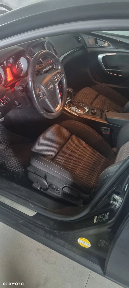 Opel Insignia 2.8 Turbo 4x4 Sport - 11