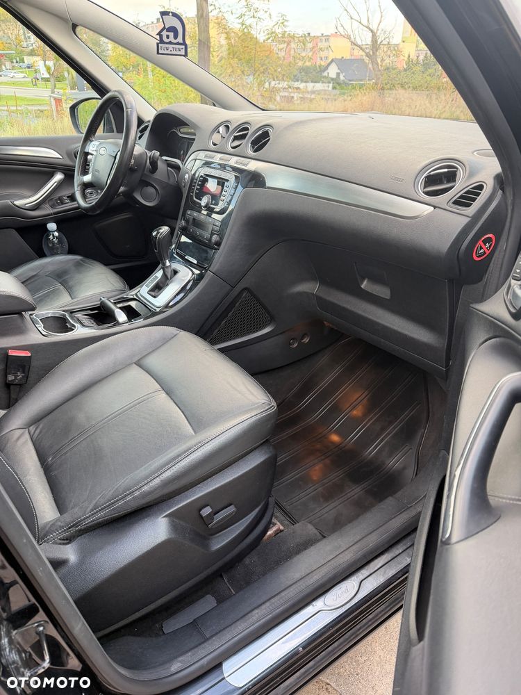 Ford S-Max - 9