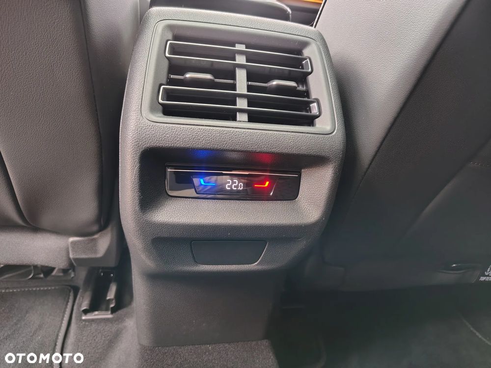 Volkswagen Tayron 2.0 TDI SCR 4Mot R-Line DSG - 16