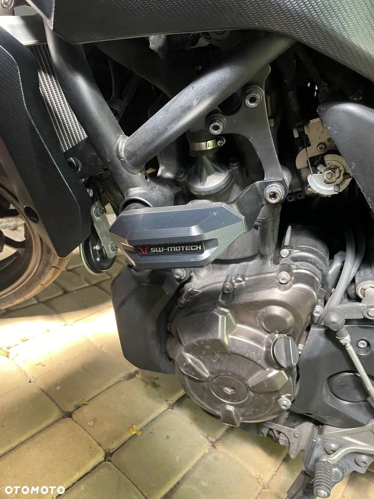 Yamaha MT - 7