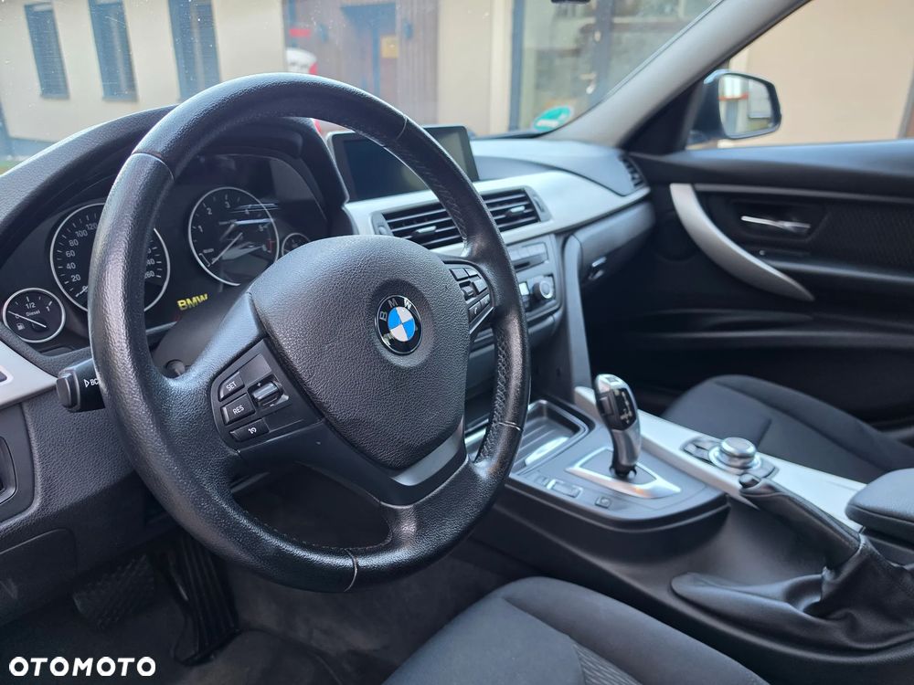 BMW Seria 3 - 21