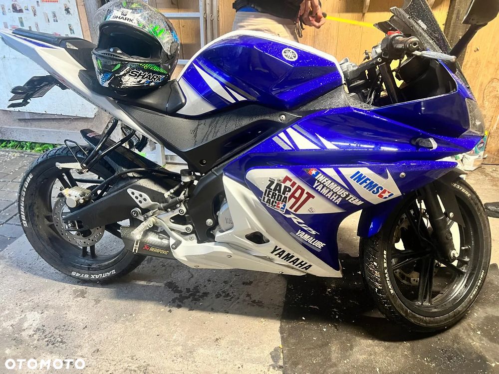 Yamaha YZF - 2