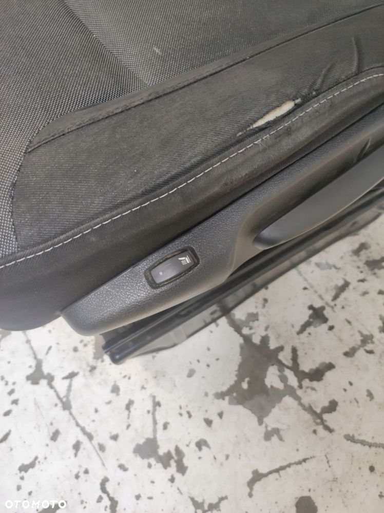 fotel kierowcy lewy przód eu grzany talento ii 2 vivaro b trafic iii 3 - 8