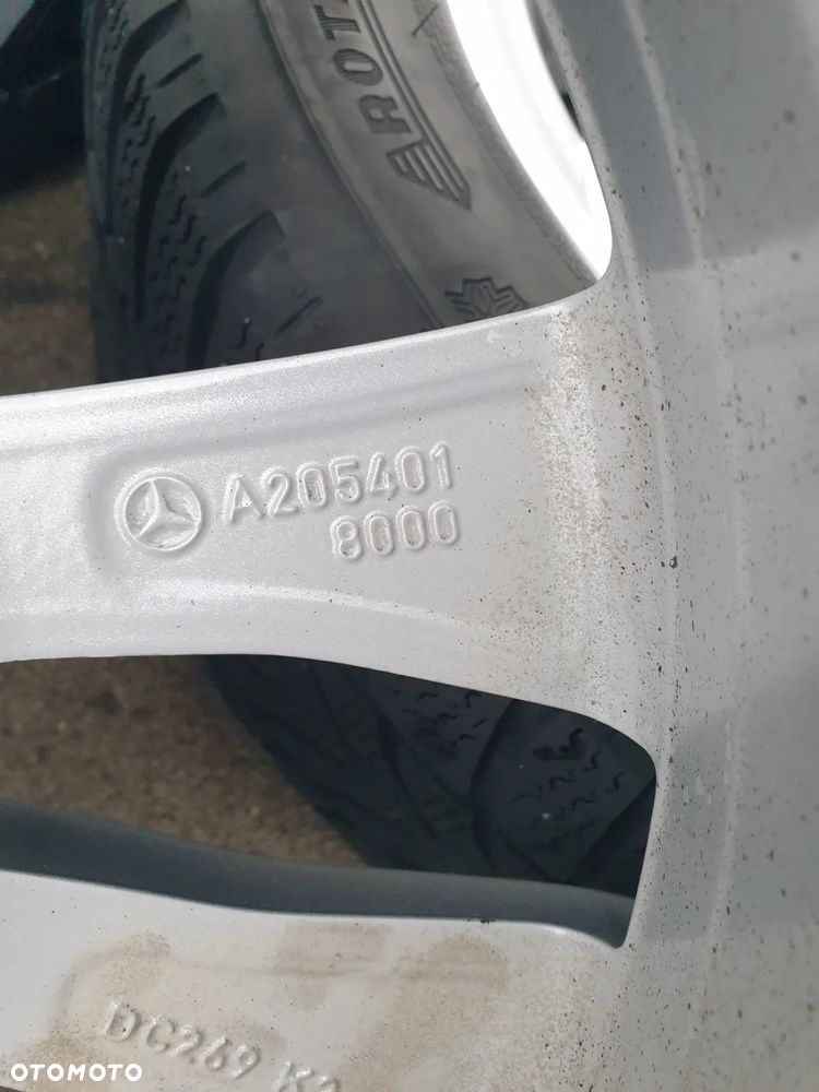 Felga Aluminiowa sztuka Mercedes C-Klasa W205 R17 A2054018000 Stan bdb 7Jx17 ET 48,5 5x112 - 6