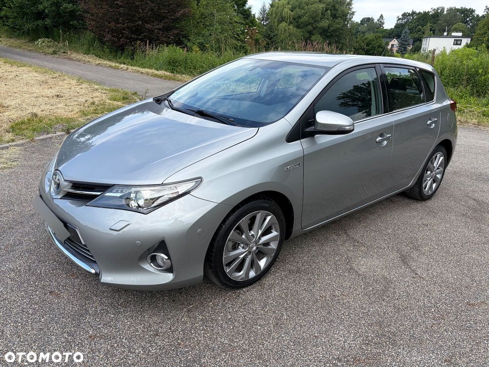 Toyota Auris 1.8 HSD Prestige NAVI - 1