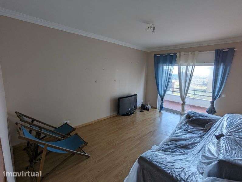 Arrenda-se apartamento T2 Vila Fria/Porto Salvo / Oeiras - Grande imagem: 2/8