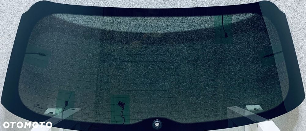 Szyba tylna AUDI A3 8V 3 DRZWI HBK 2012-OE - 1