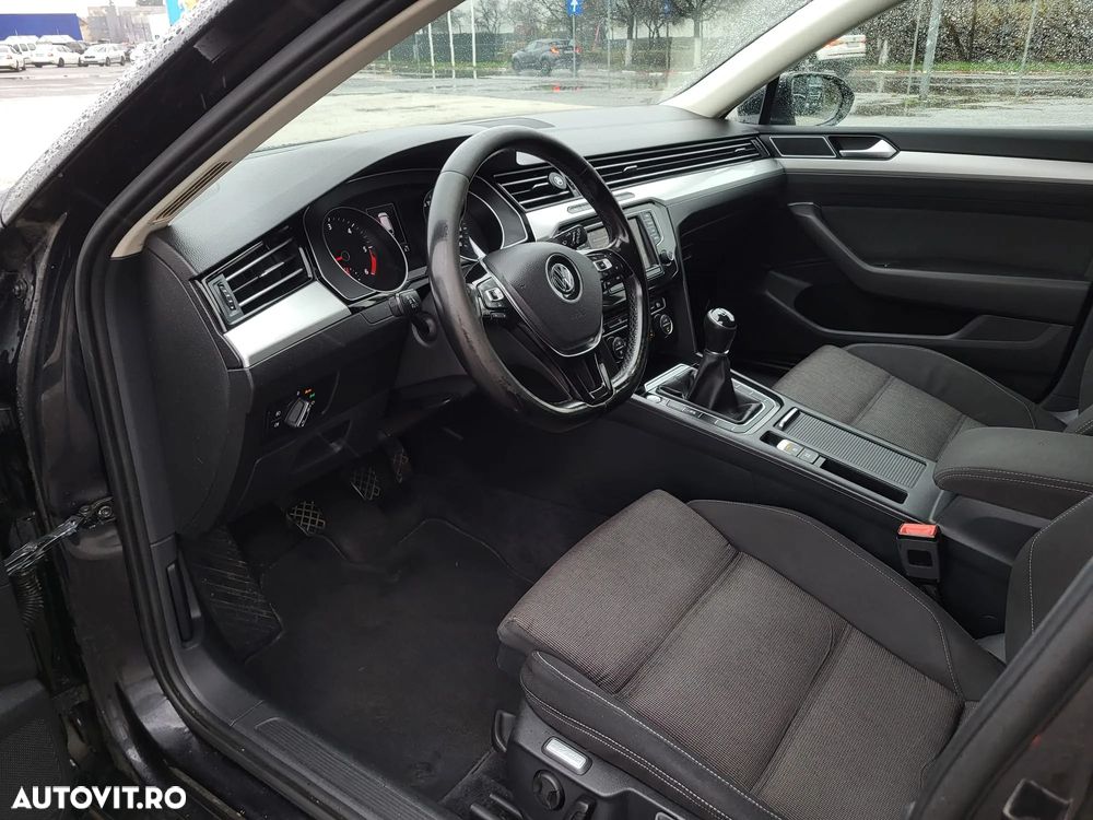 Volkswagen Passat 2.0 TDI Comfortline - 7