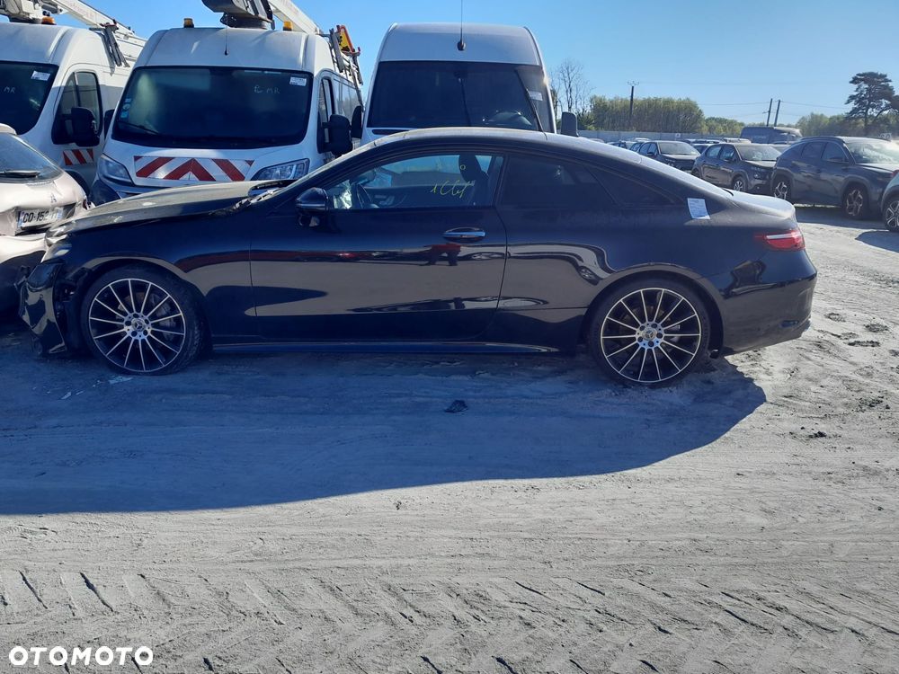 Mercedes-Benz Klasa E - 4