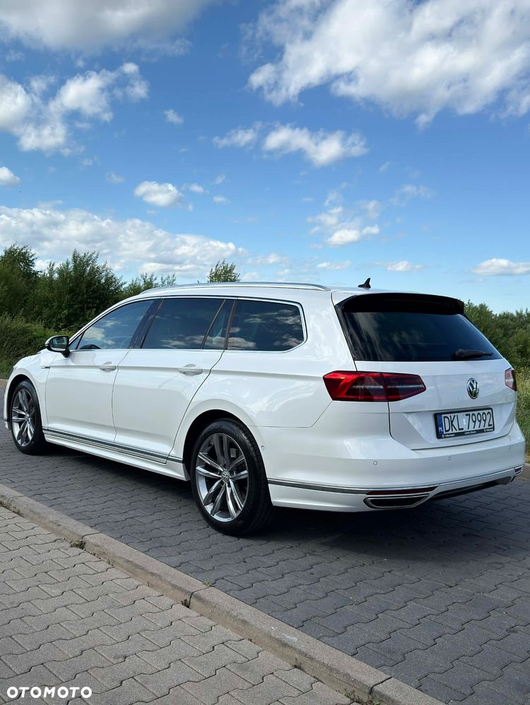 Volkswagen Passat 2.0 TDI SCR (BlueMotion Tech) 4Motion D Highline - 5