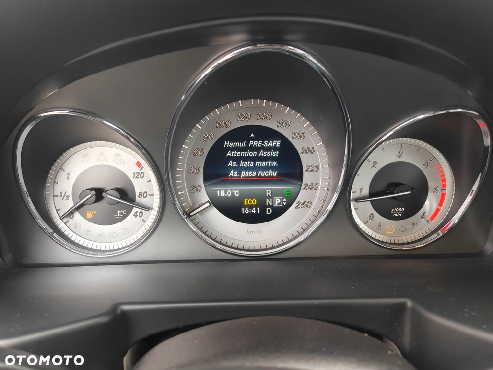 Mercedes-Benz GLK 250 CDI DPF 4Matic BlueEFFICIENCY 7G-TRONIC - 27