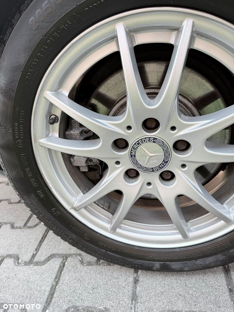 Mercedes-Benz Klasa C 250 CDI DPF Automatik BlueEFFICIENCY Avantgarde - 20