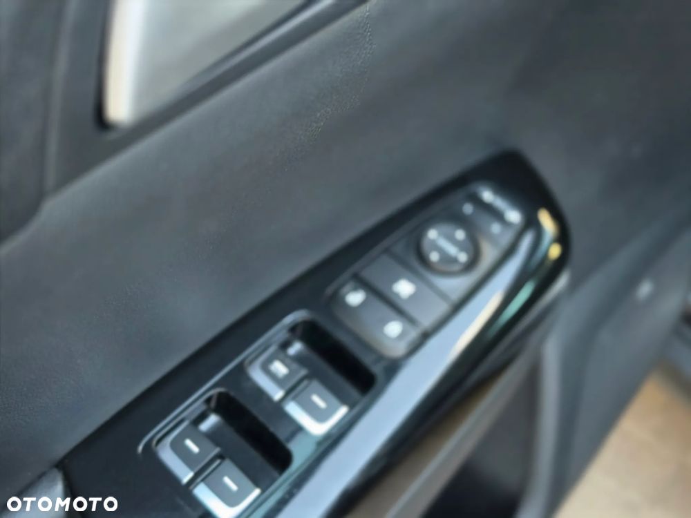 Kia Sportage - 13