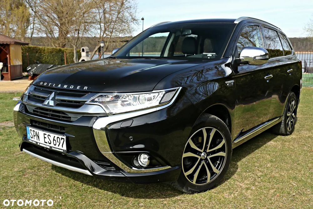 Mitsubishi Outlander - 6