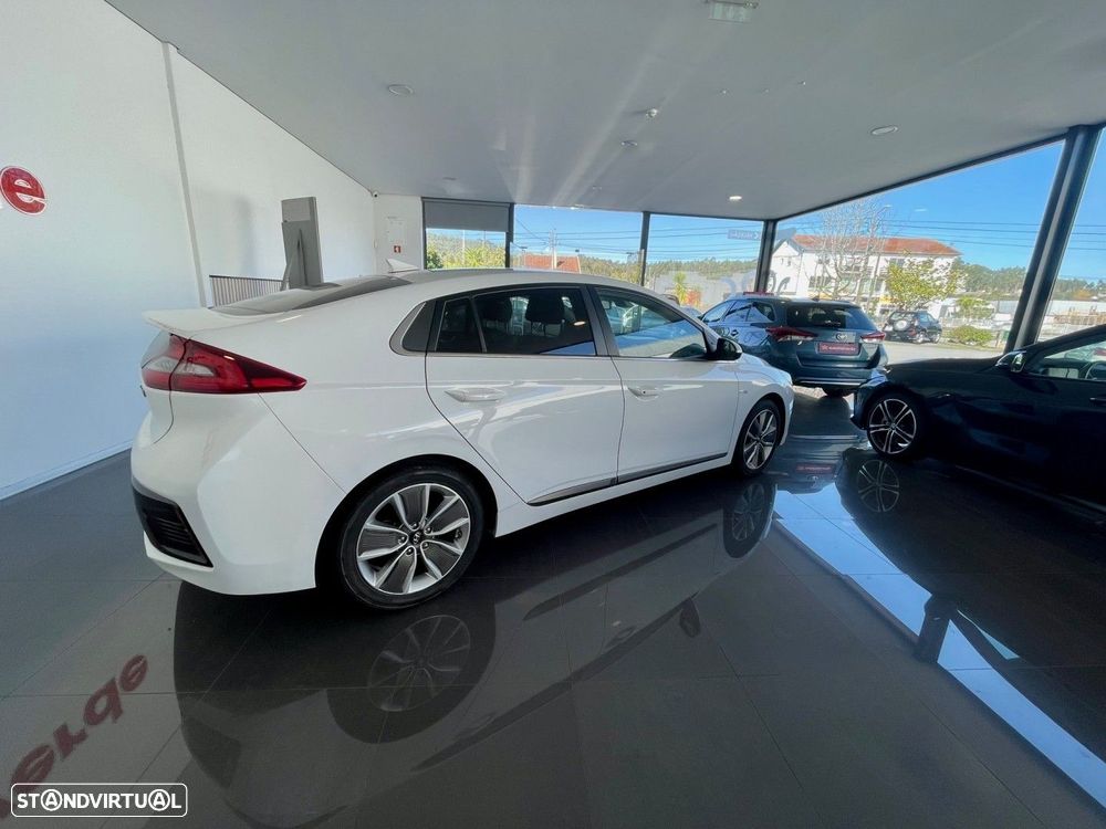 Hyundai Ioniq 1.6 GDI HEV - 9