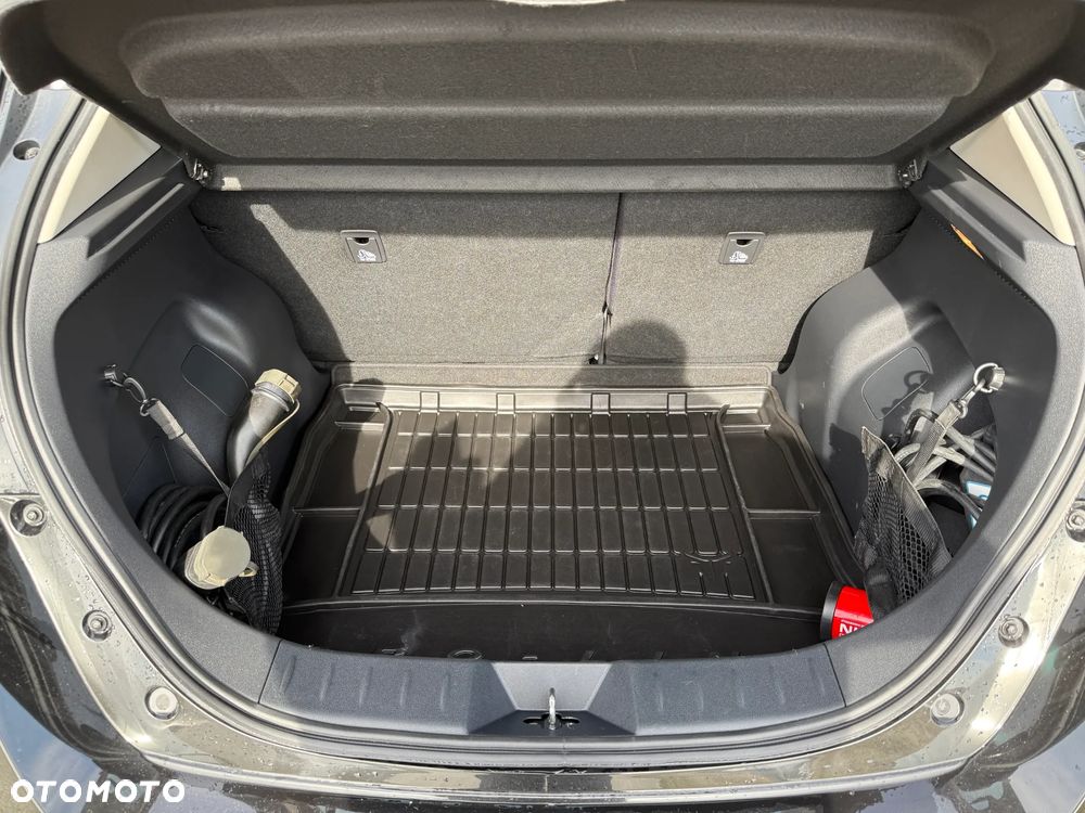 Nissan Leaf 40kWh N-Connecta - 14