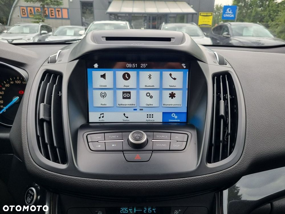 Ford Kuga 1.5 EcoBoost 2x4 Titanium - 18
