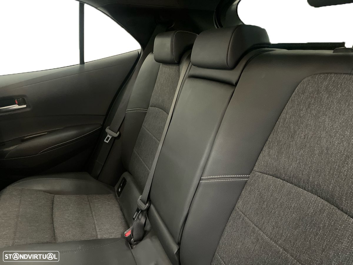Toyota Corolla 1.8 Hybrid Comfort Plus - 21
