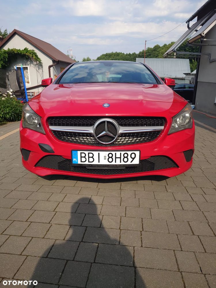 Mercedes-Benz CLA 250 4Matic 7G-DCT - 2