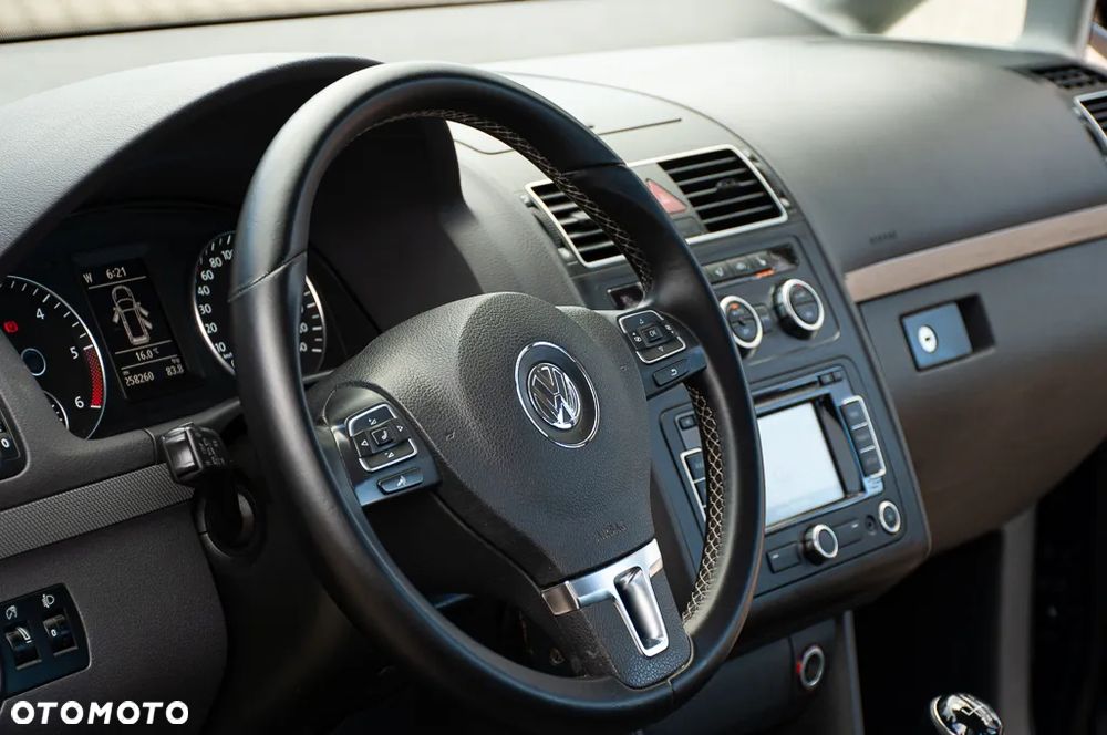 Volkswagen Touran 1.6 TDI DPF MATCH - 32