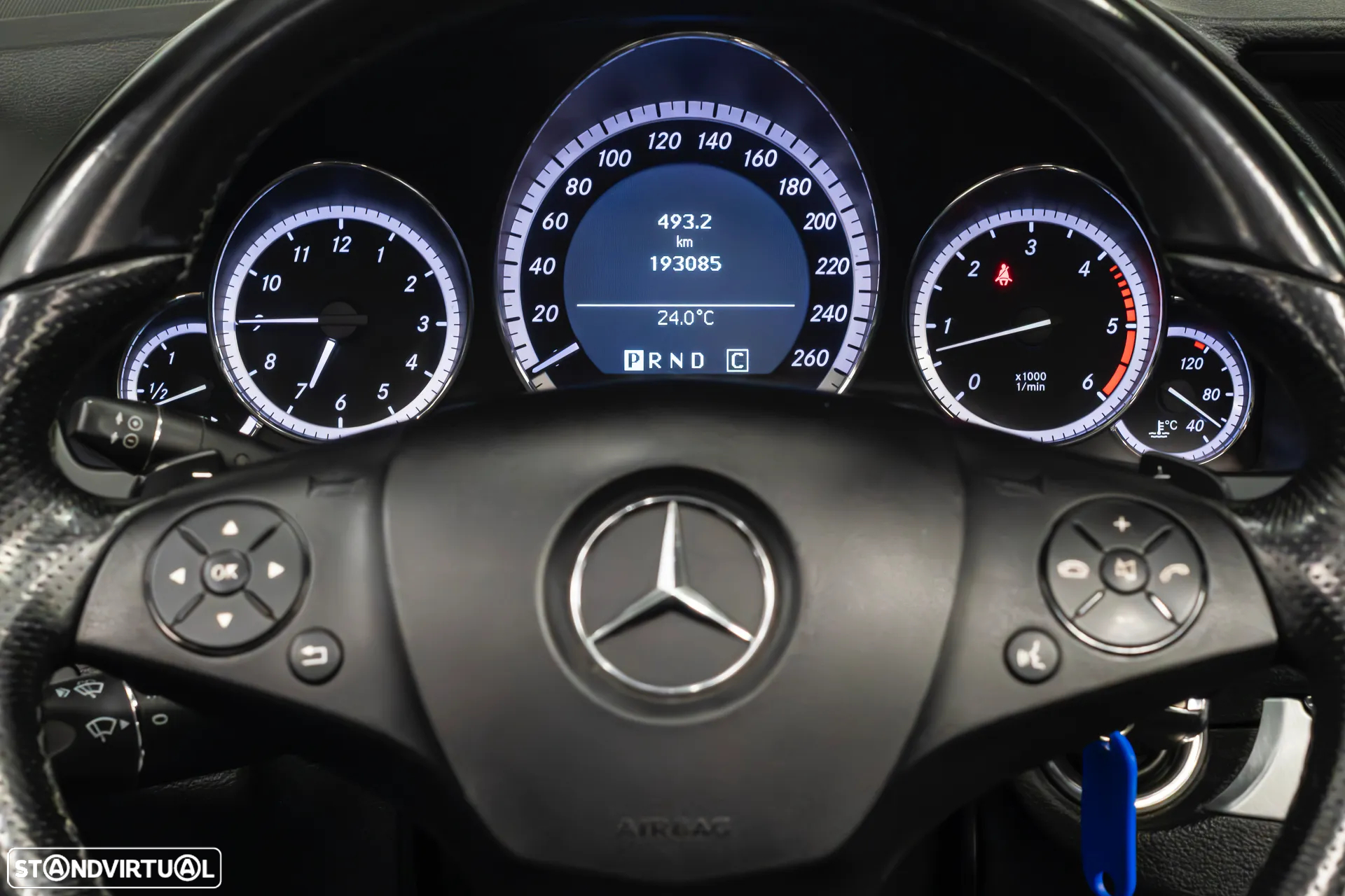 Mercedes-Benz E 350 CDi Avantgarde BlueEfficiency Auto - 14