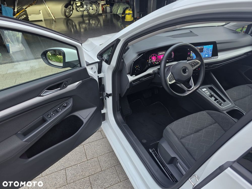 Volkswagen Golf 2.0 TDI SCR DSG Life - 17