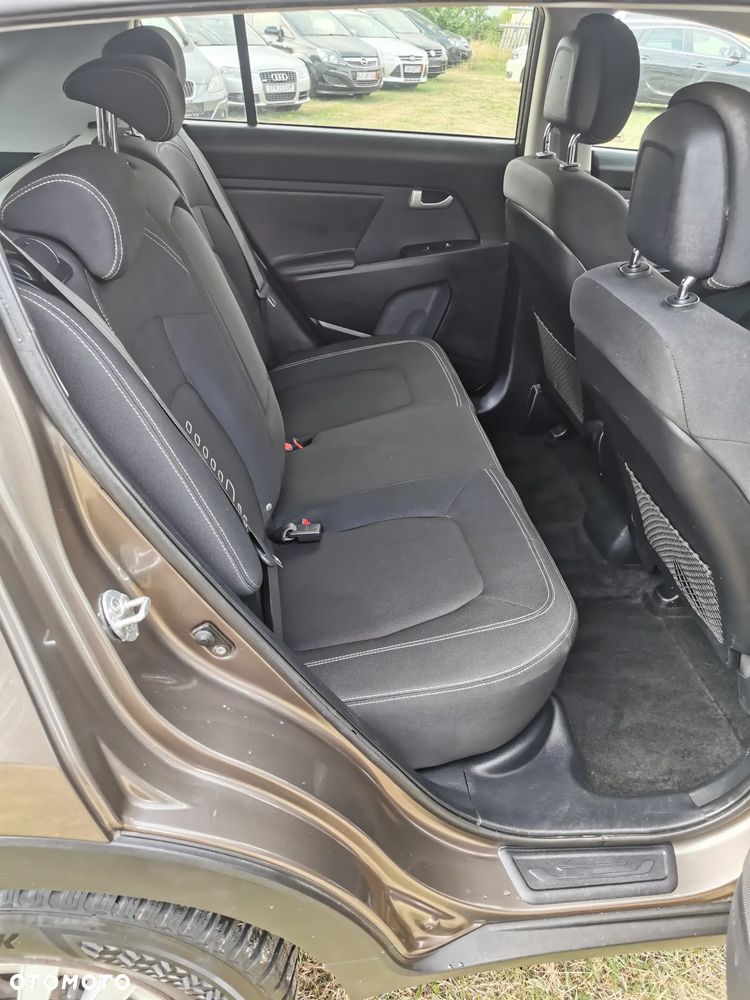 Kia Sportage 1.7 CRDI XL 2WD - 13