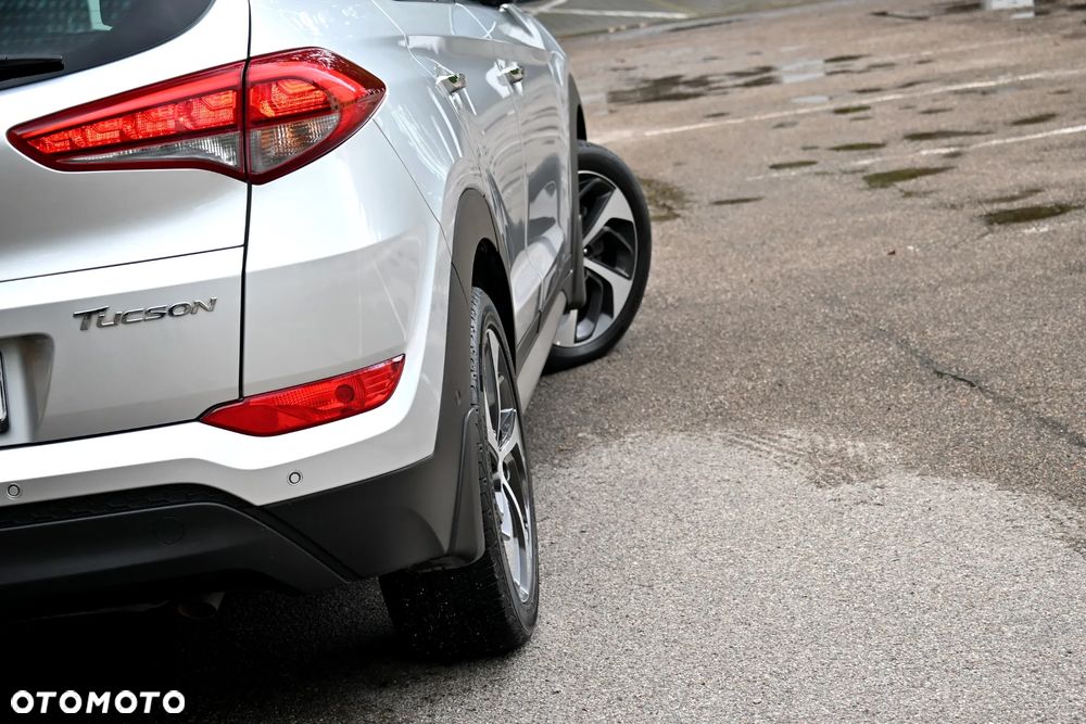 Hyundai Tucson blue 1.7 CRDi 2WD DCT Premium - 18