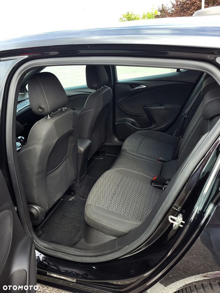 Opel Astra 1.4 T Dynamic - 15