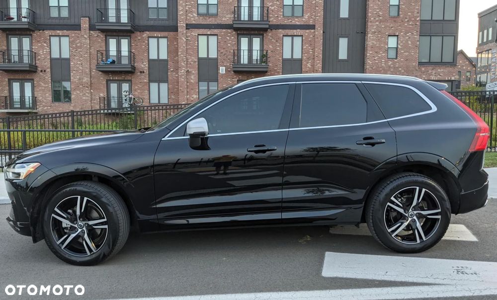 Volvo XC 60 - 4