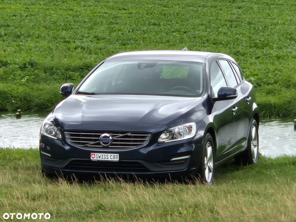 Volvo V60 T3 Edition - 38