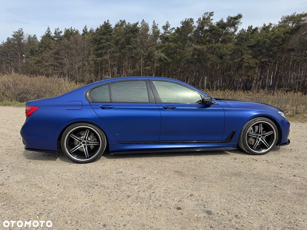 BMW Seria 7 - 27