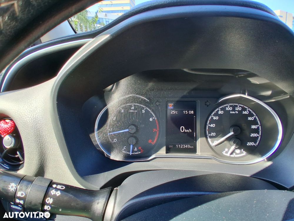 Toyota Yaris - 6