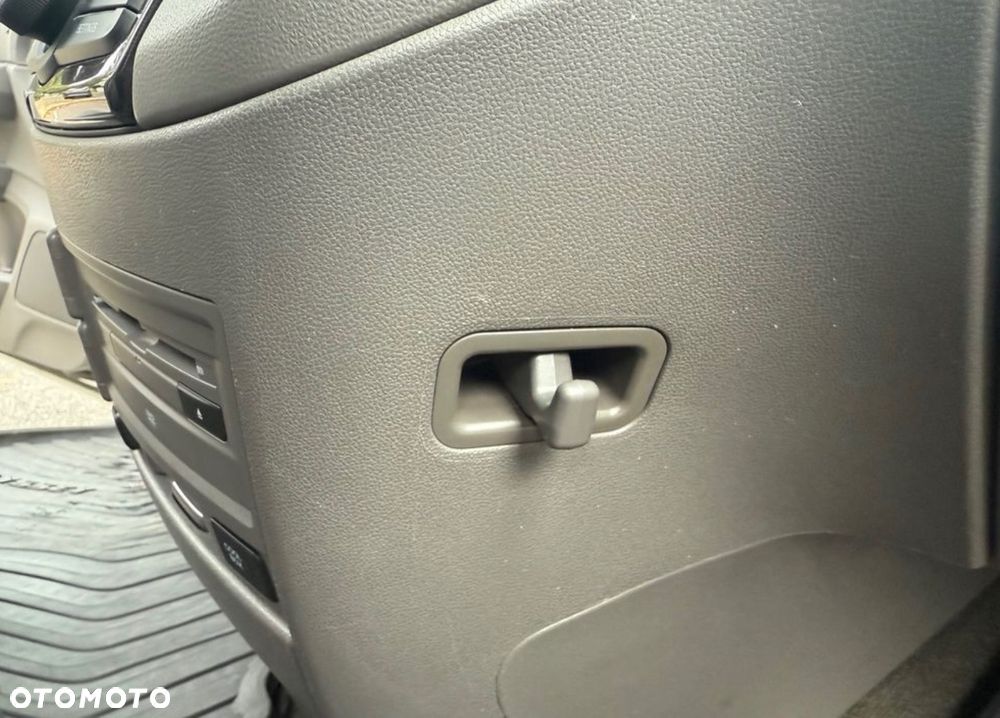 Honda Odyssey 3.5 LX - 24